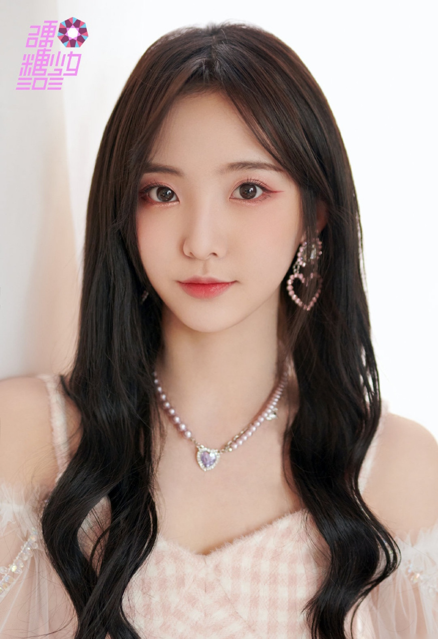 硬糖少女303 珠光大片太美啦[给你小心心]淡粉色是最甜蜜的颜色,搭配