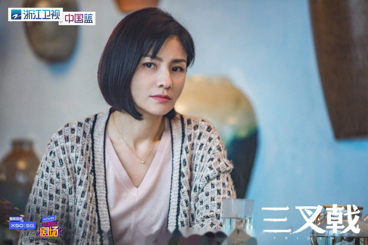 几张养眼剧照提神醒脑[来]看看咱们聪明孝顺的"理财小管家"静怡何杜娟