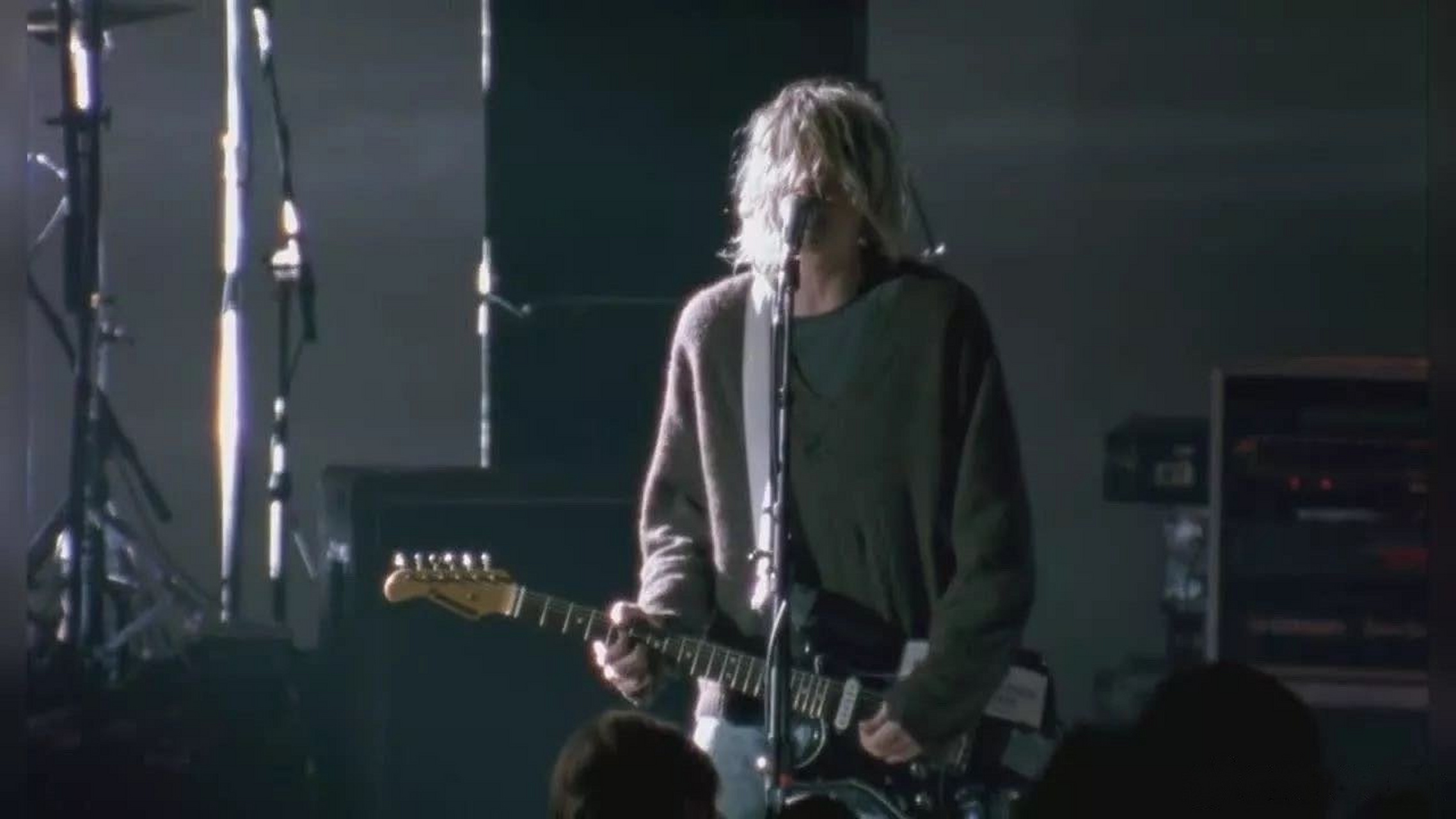 宅男必备永远年轻的科特·柯本,nirvana《smells like teen s 戳我看