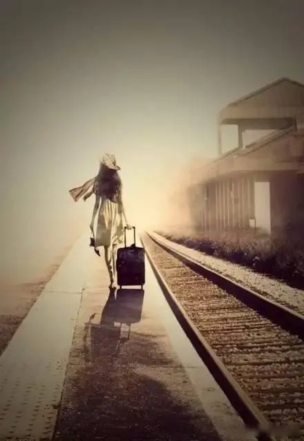 没有人再关心你吃早餐没有了,没有人再陪你一起漫步人生路了,没有人再