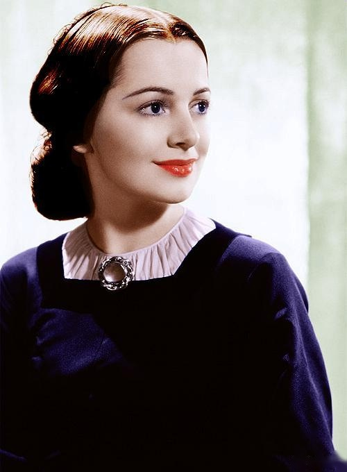 奥利维娅德哈维兰去世#《乱世佳人》主演之一,好莱