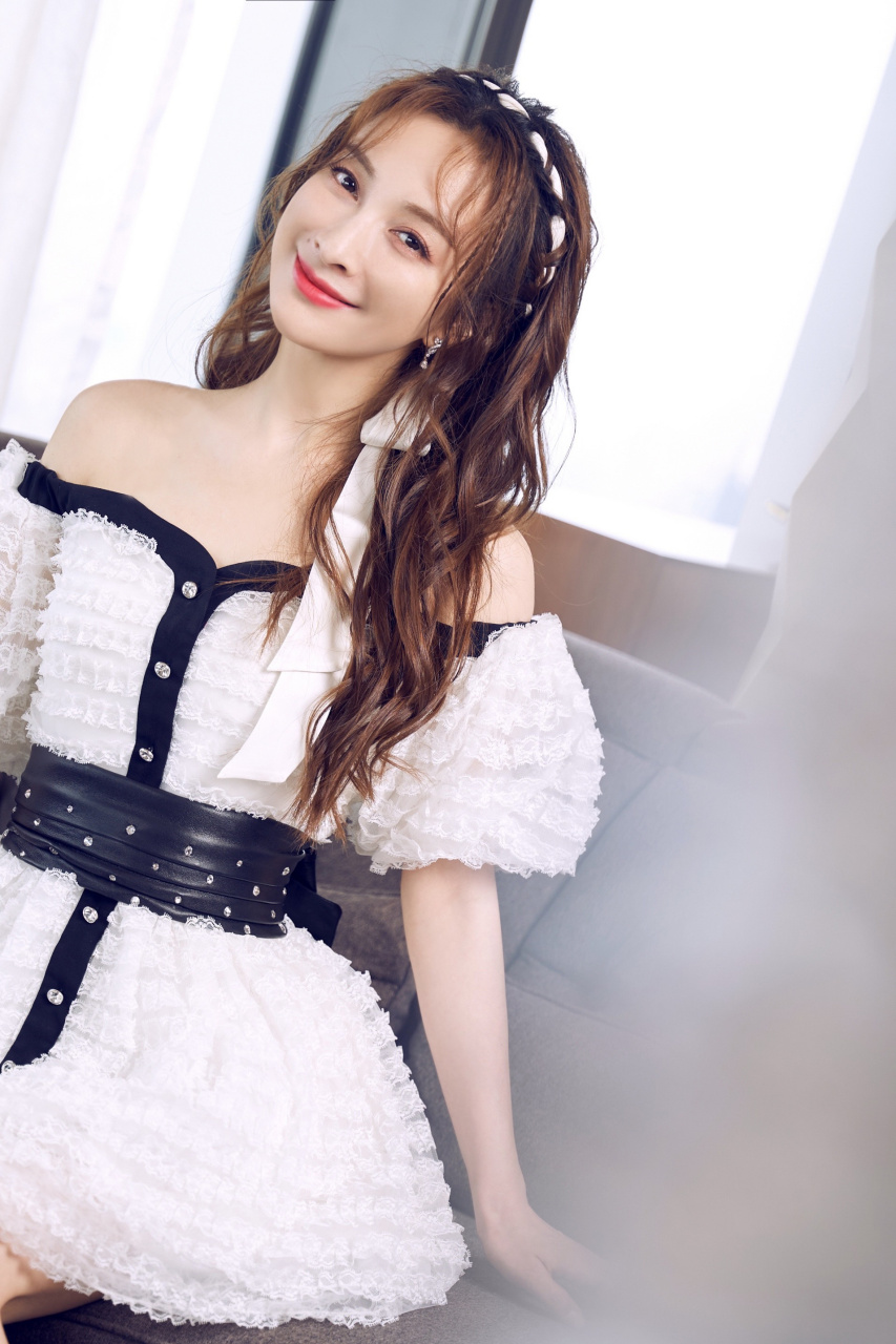 吴昕@吴昕乘风破浪的姐姐 今日@吴昕 受邀出席芒果tv2020战略发布会.