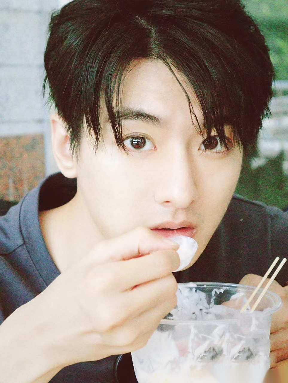 【王泽轩辩友2杀青长文】  时间转瞬即逝,转眼已经杀青,又打了很多场