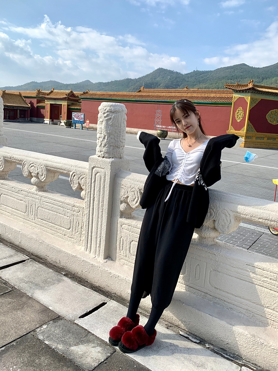 这算不算抓住假期的小尾巴 超开心和蓝曼予陪伴皇上的一天@麻豆大老