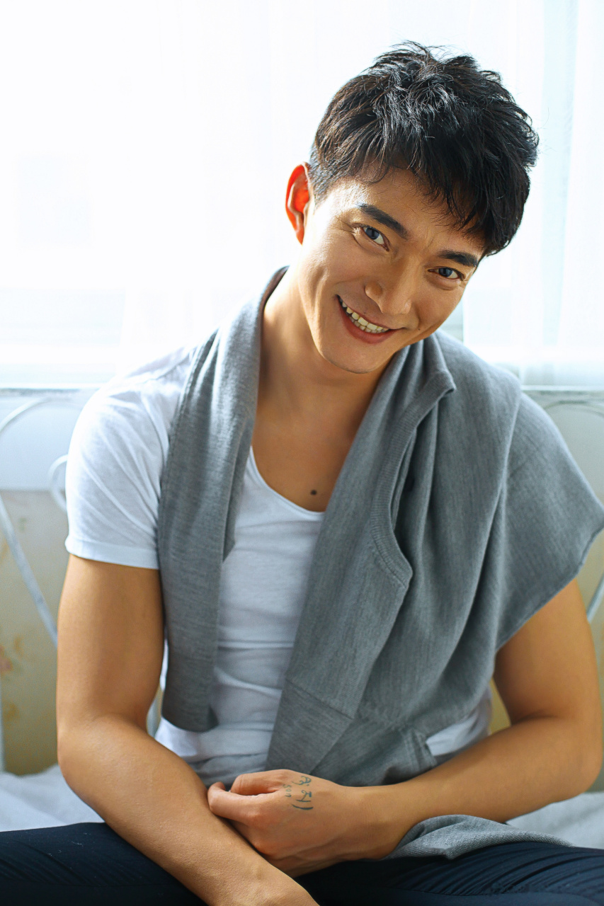 祝 斑比娱乐传媒容尔甲粉丝团谜之微笑