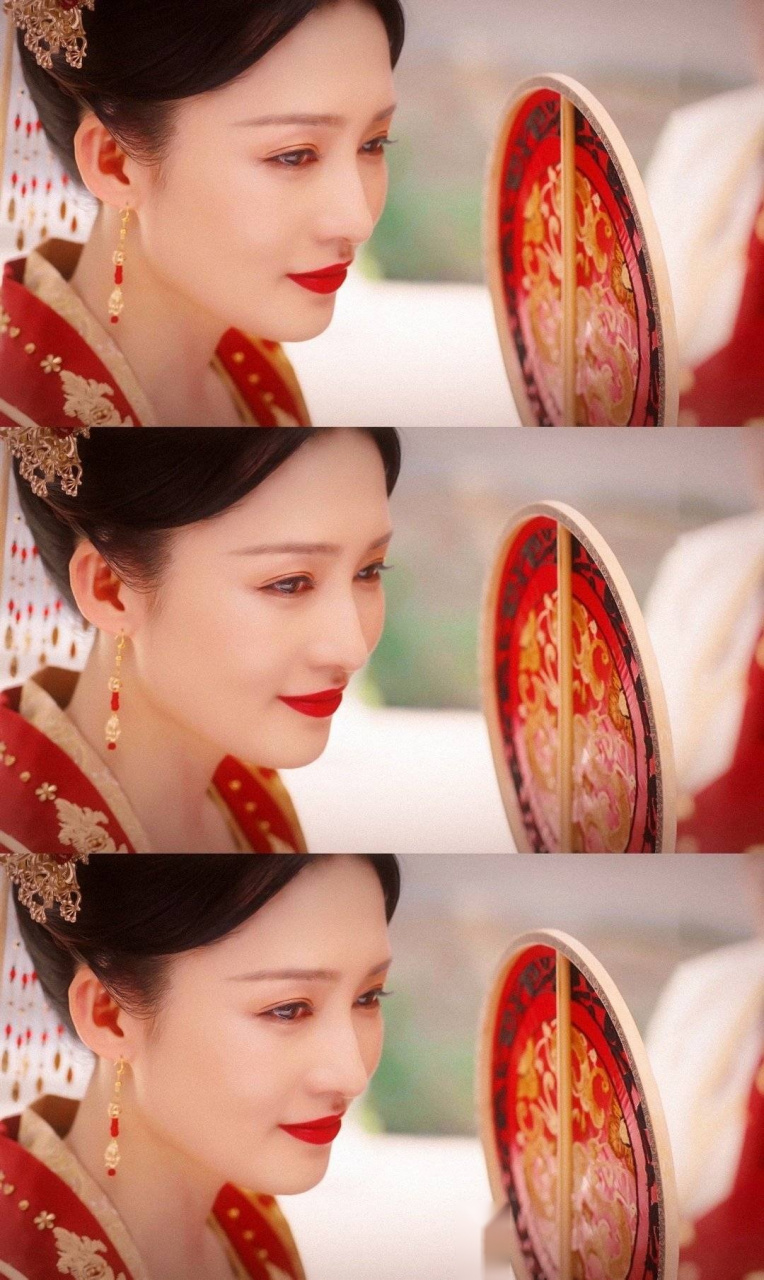 李沁#李沁的红色嫁衣造型也太美了吧,这个女人为什么这么好看![期待]