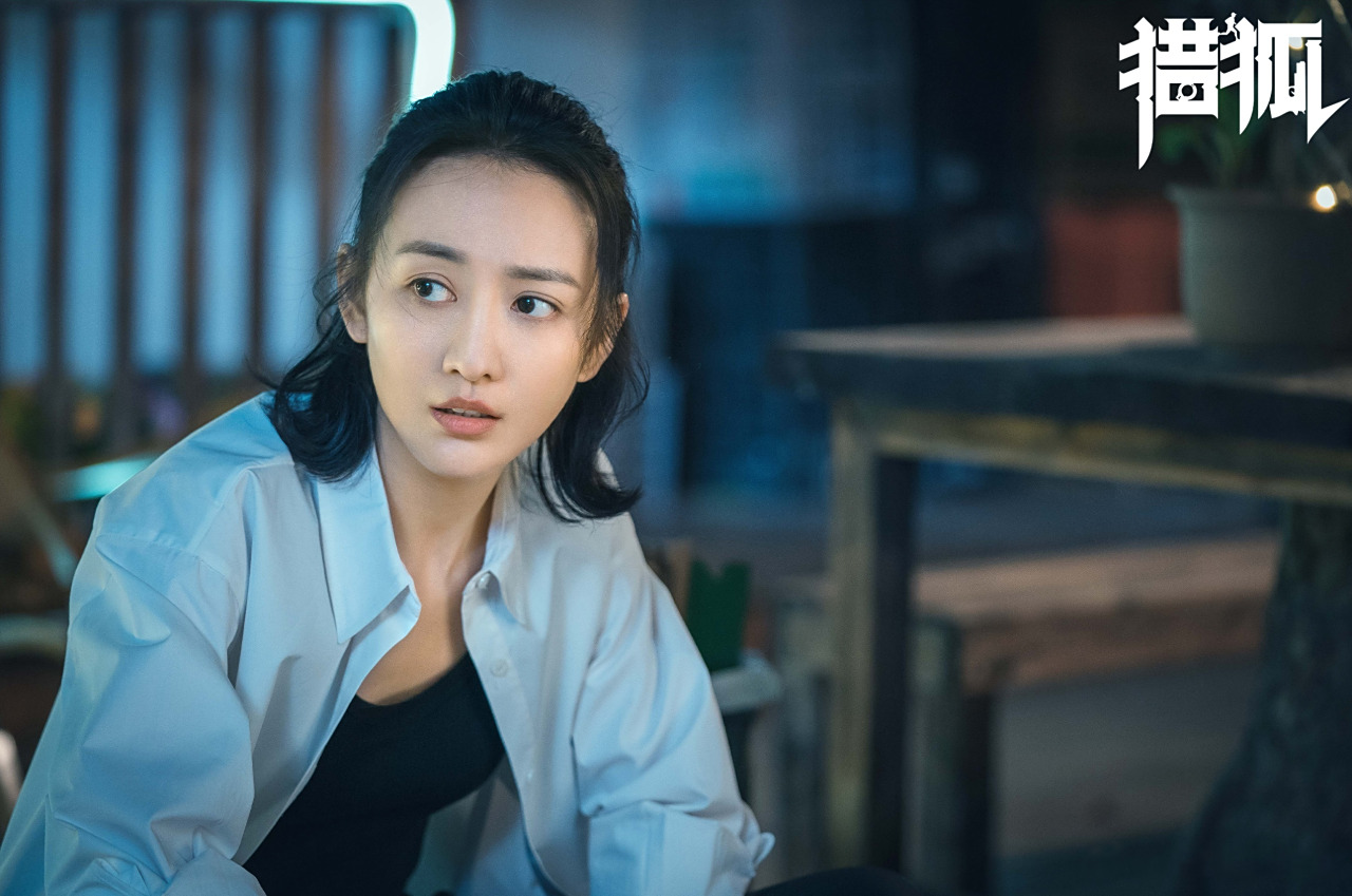 王鸥 @王鸥猎狐 我们都知道吴稼琪@王鸥 精通经济学,法学,你们不知道