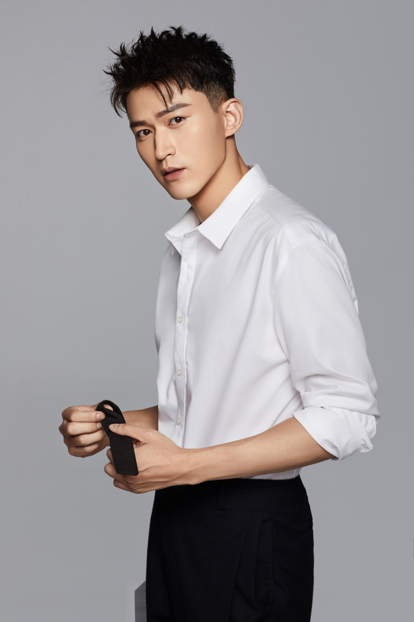 @李俊锋_f秋季写真,清灵透彻,温暖如光.