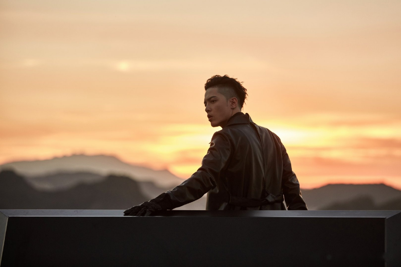 成功杀进今年金曲奖最佳男歌手入围名单的jsheon,这