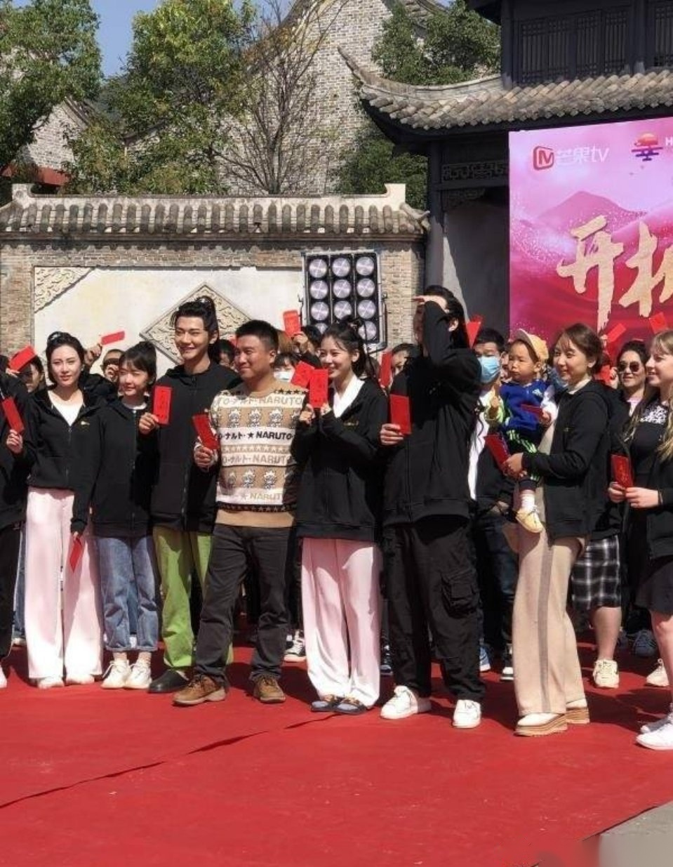 《一夜新娘》2今日开机,岛主袁昊和岛主夫人赵昭仪很快又要和大家见面