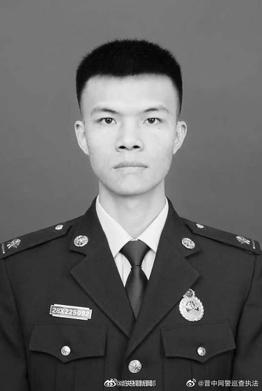 在抗洪抢险救援中牺牲的甘肃陇南文县贾昌消防救援站消防员赵丹为烈士