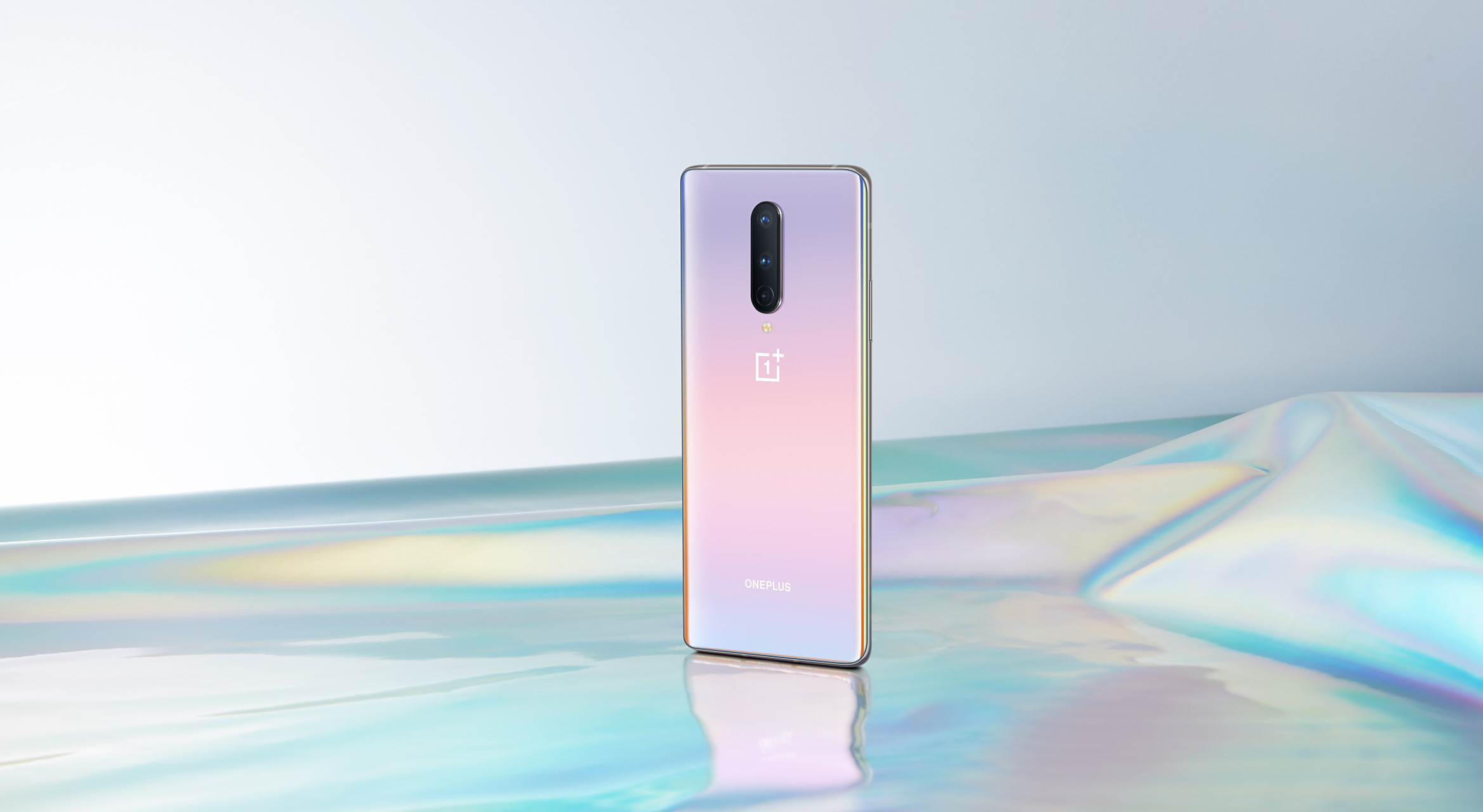 一加8银翼(俗称猛男粉)今天正式开售 !