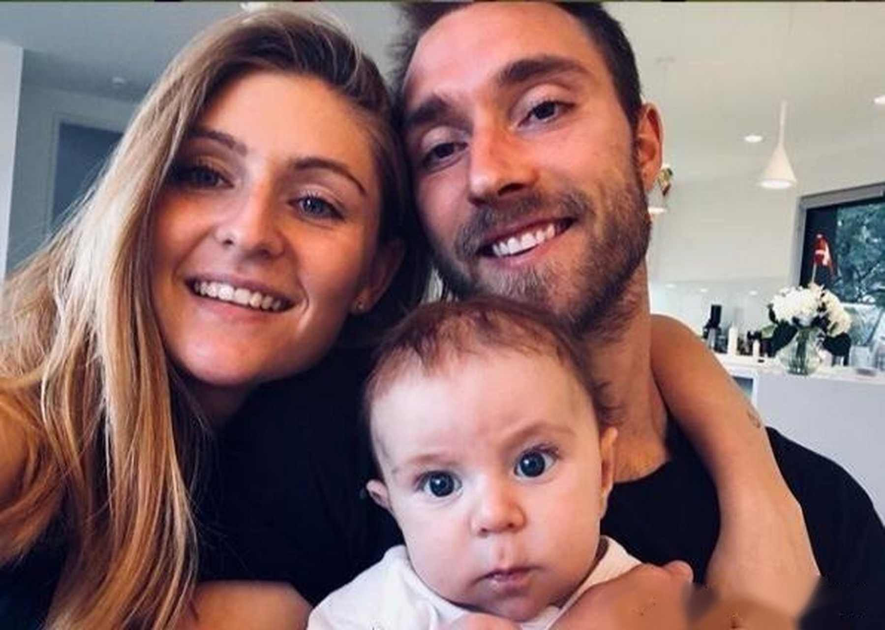 埃里克森和他媳妇儿长得非常有夫妻相