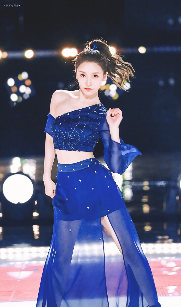 姜姜～颜值实力并存的全能plmm,要更加努力,用舞台说