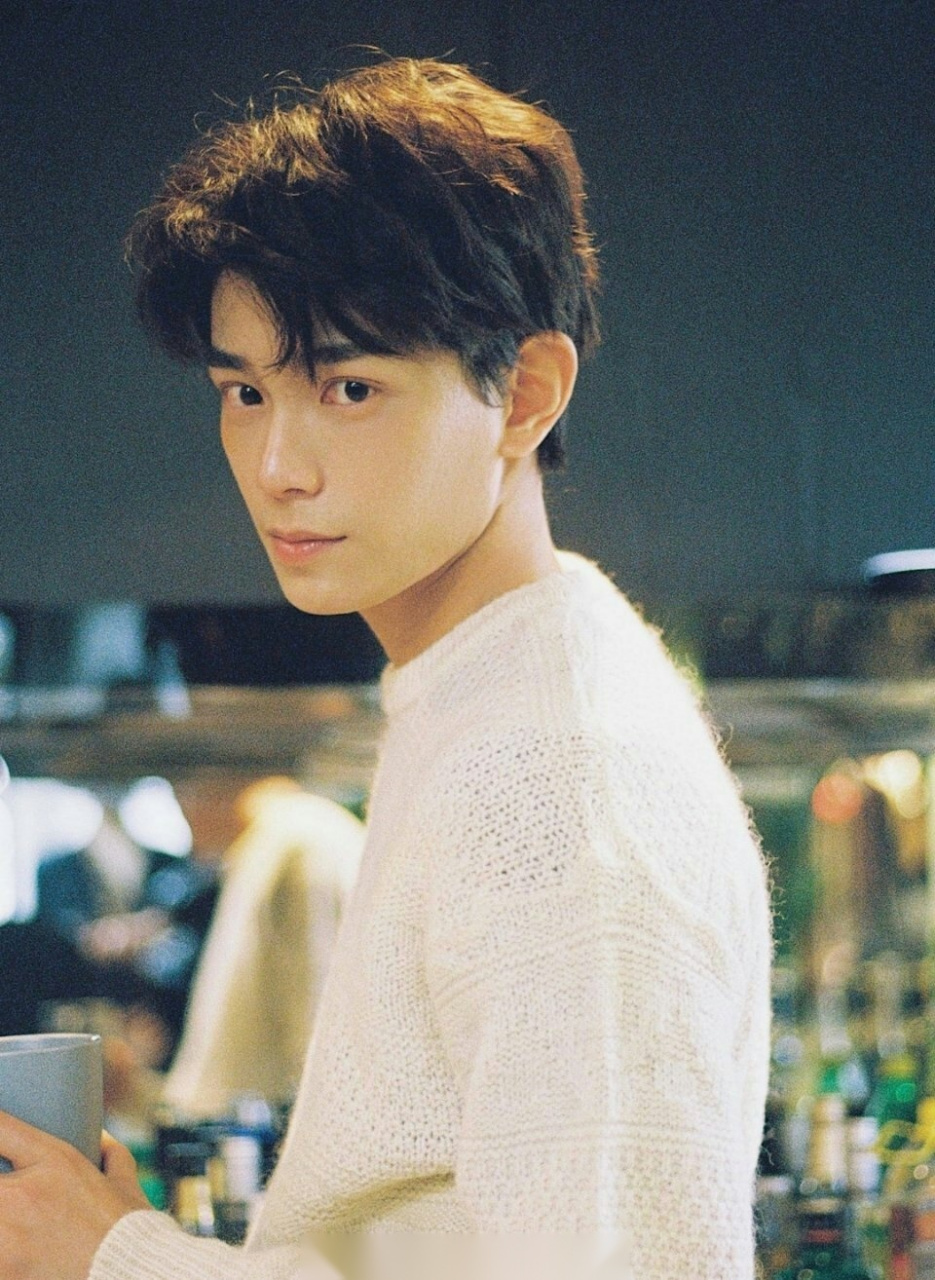 微博对于演员本人也是一个日常营业额工具而已,为什么