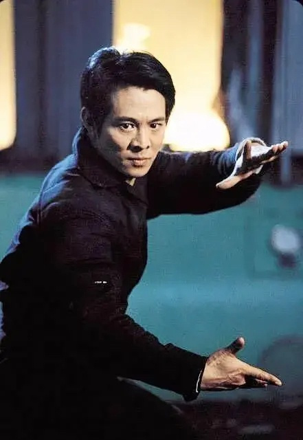 李连杰拒绝出演《黑客帝国》是多年前的事情,这些年外界一直误会是