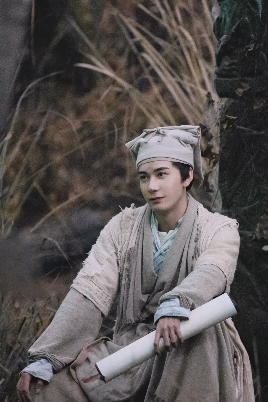 陈星旭宁采臣花絮原图调修——   "前生本以书香表胸意 遇卿才知