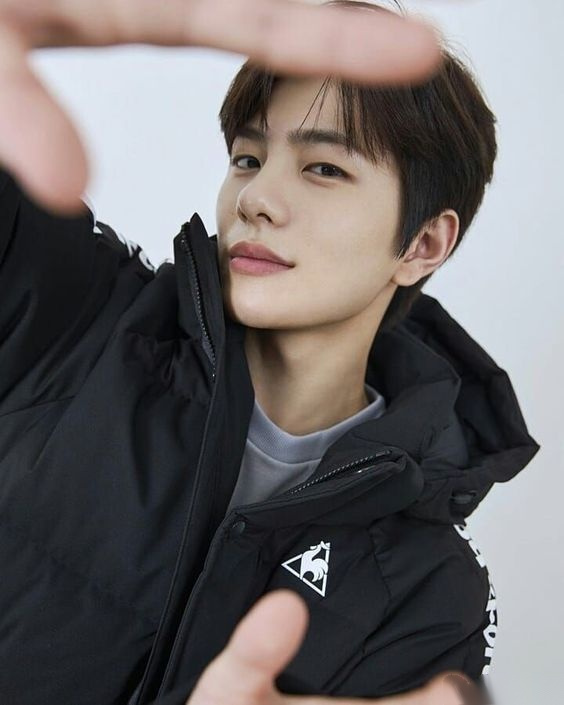 你是的可爱忙内,也是《a-teen2 》中让人心空的柳周河,拥有温暖治愈