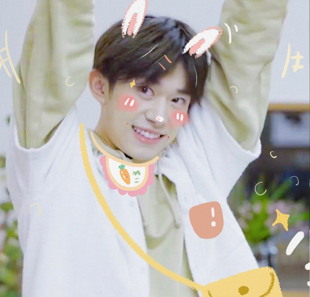 易烊千玺# 千玺萌图来袭!