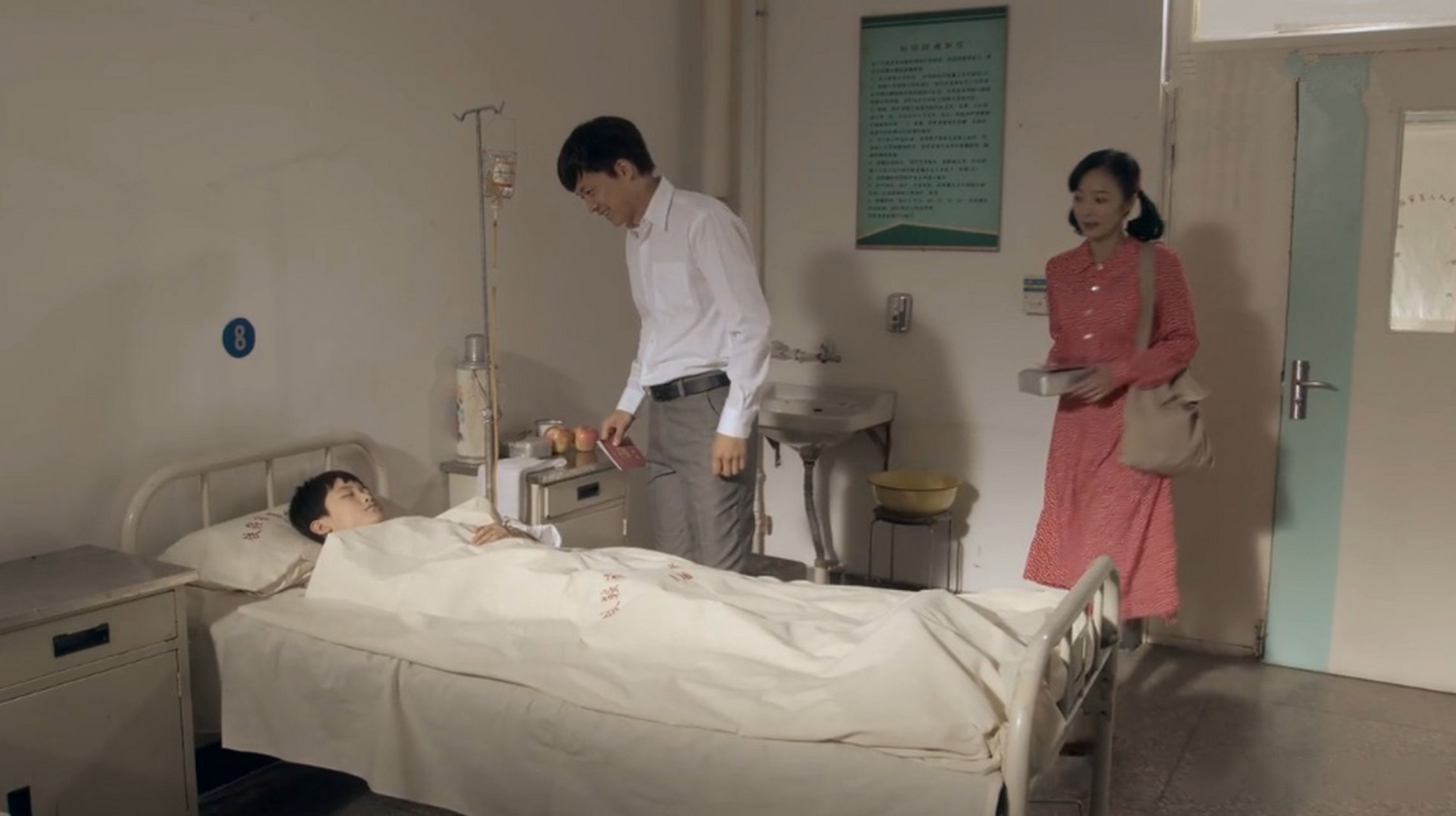 《娘亲舅大》佟家庚这样精心照顾自己,毫不计较自己恶劣的态度,贾奶奶