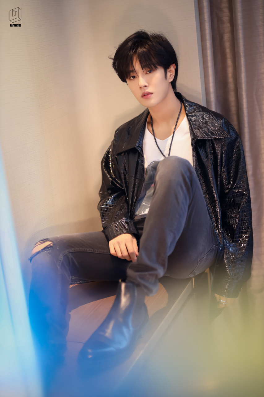 今晚八点十分《笑起来真好看》 期待李汶翰的"爆笑"舞台