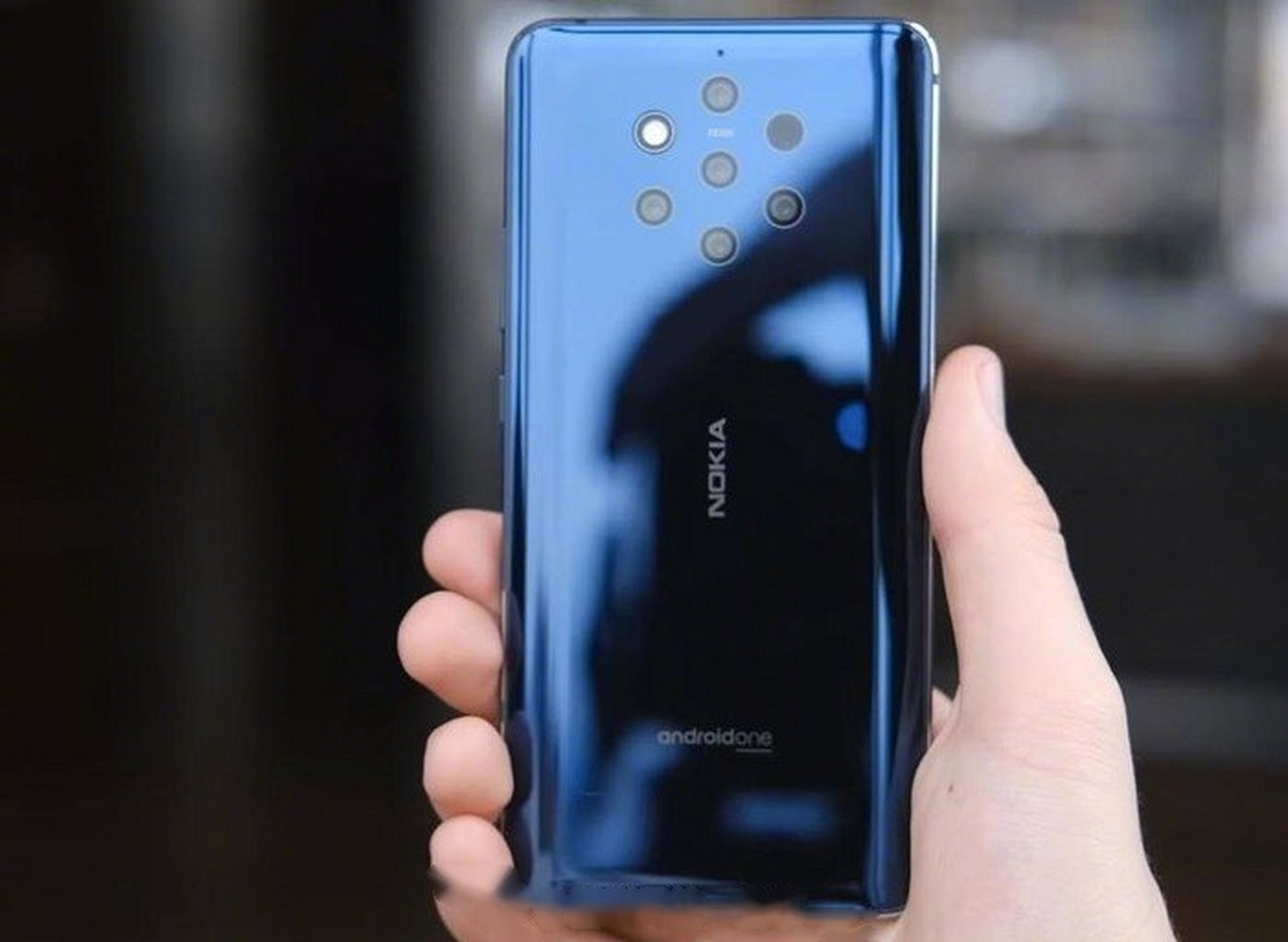 諾基亞在mwc 2019上正式發佈nokia 9 pureview,成為全球首款後置五攝