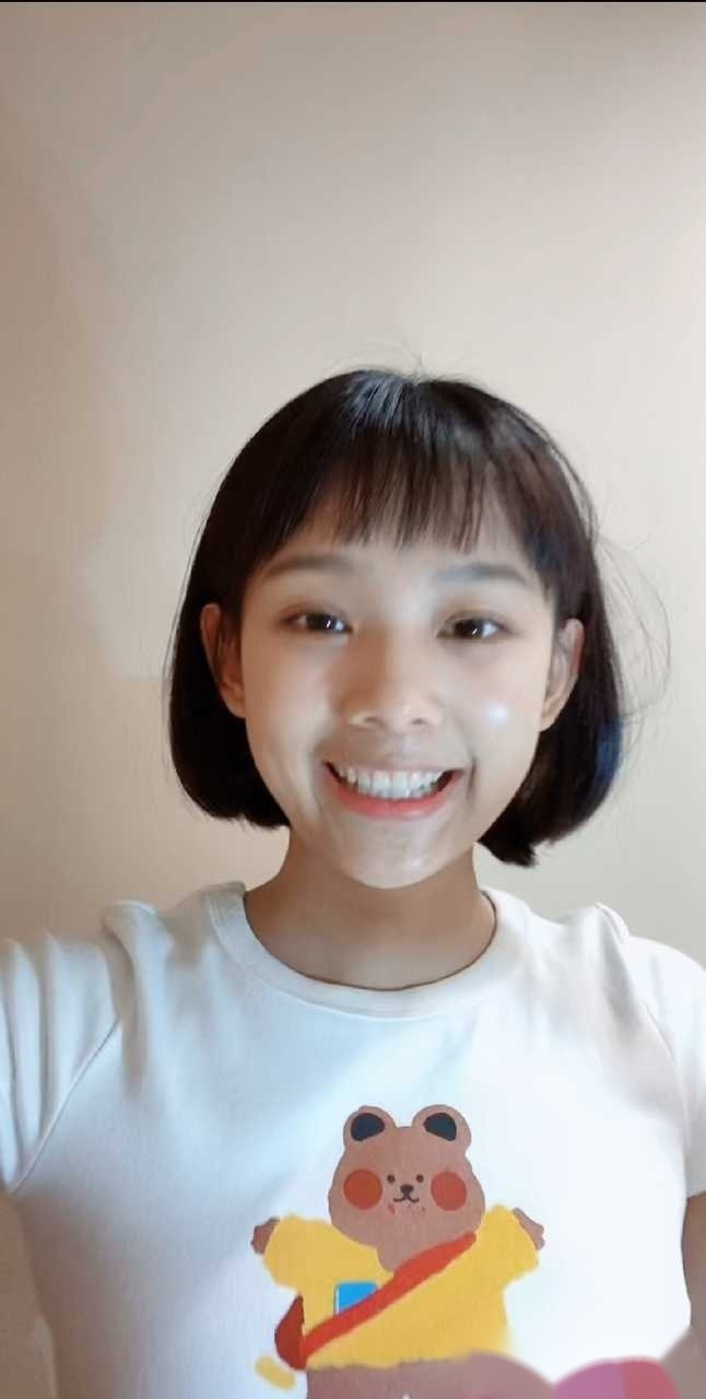 贝贝塔塔,塔不离贝,贝不离塔,看过电影《闪光少女》喜欢贝贝塔塔的