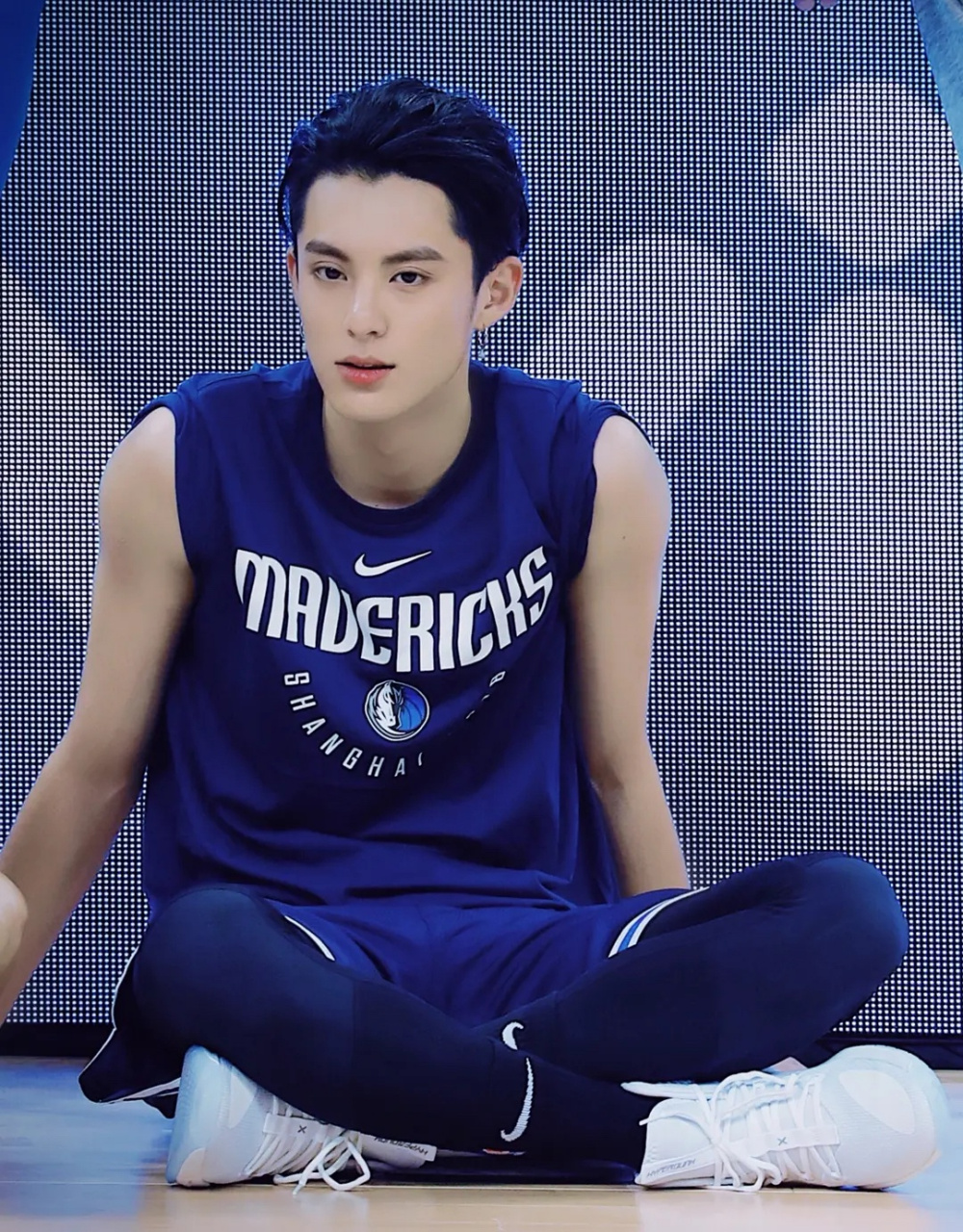 王鹤棣是不是有奇奇怪怪发型收集癖,厉害的是他居然什么奇葩发型都能