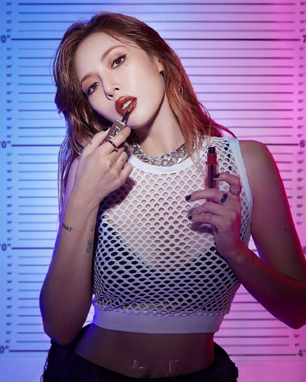 金泫雅vogue korea 韩国版九月刊,ysl美妆画报,性感美艳,扑面而来的