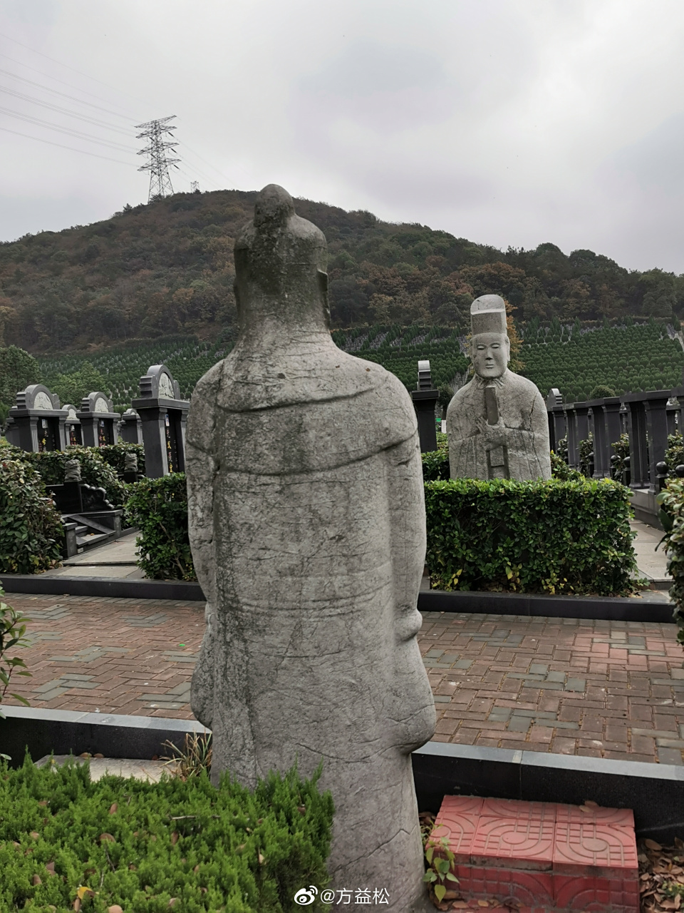 尤袤墓,位于无锡市西郊西孔山麓.