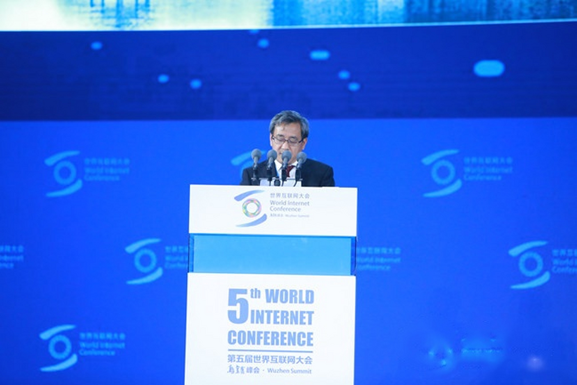 乌镇世界互联网大会#【嘉兴市副市长盛全生:嘉兴将大力度推进数字