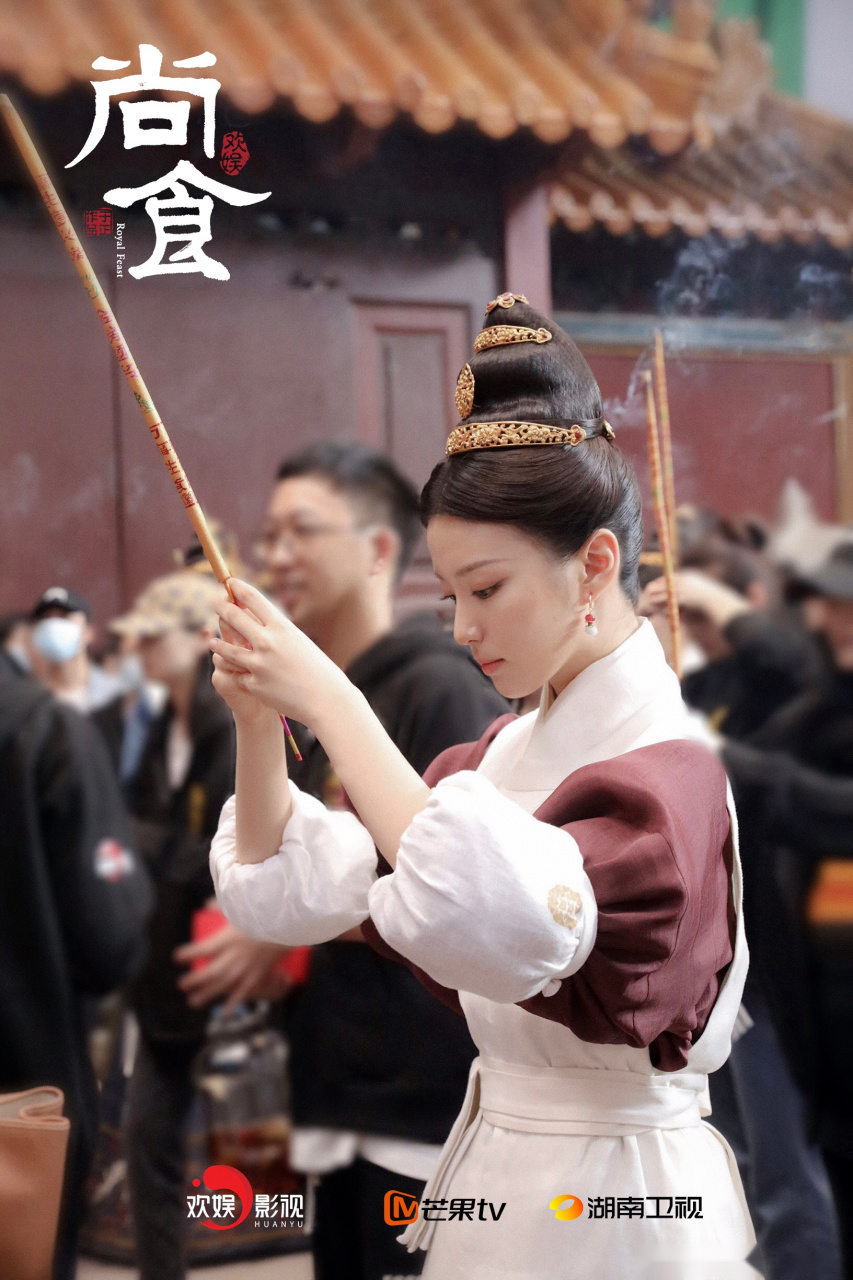 尚食开机 苏月华前来报道,还请多多关照