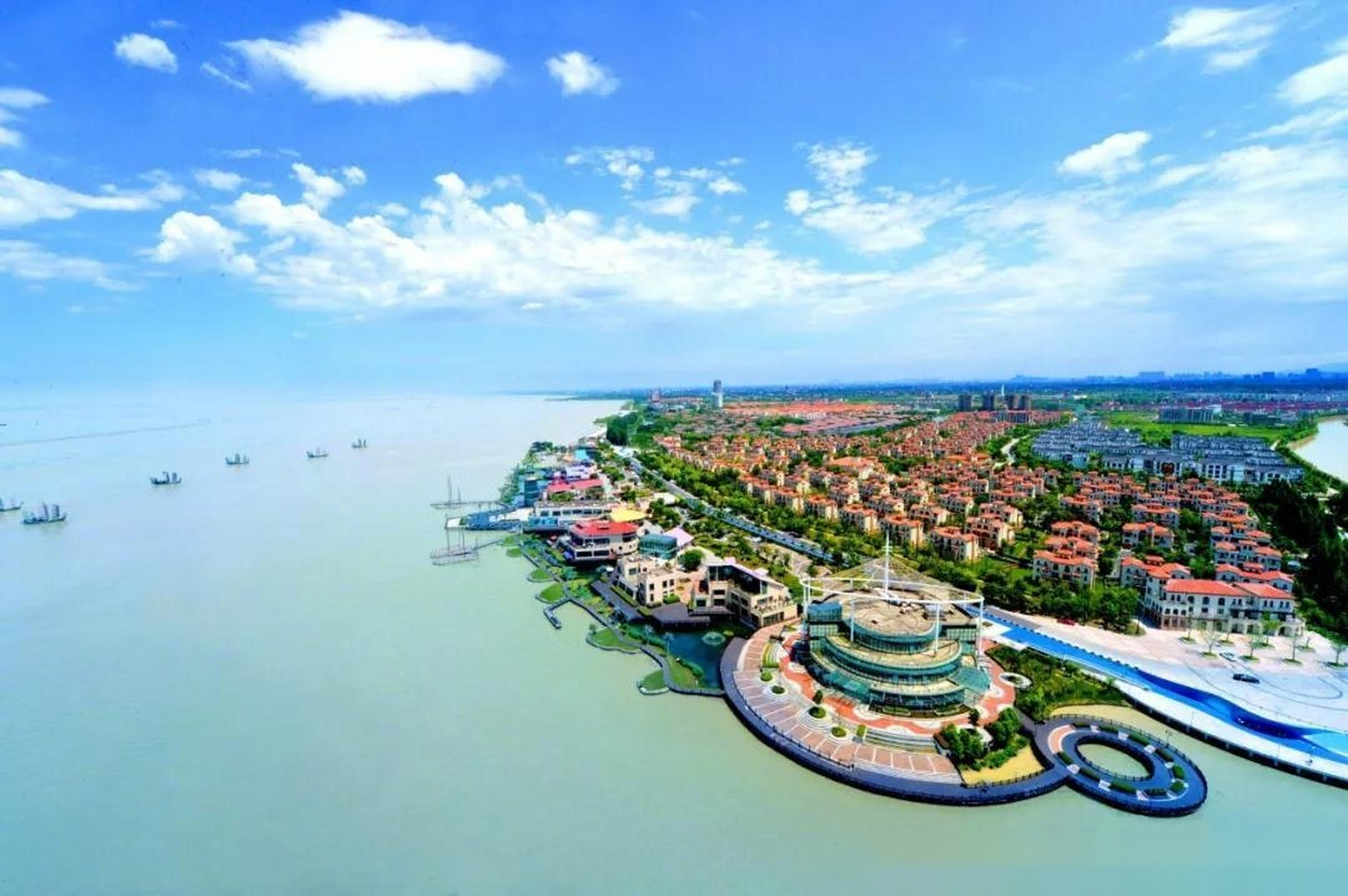 自驾游# #说走就走的旅行# 湖州南太湖滨湖大道全长50.