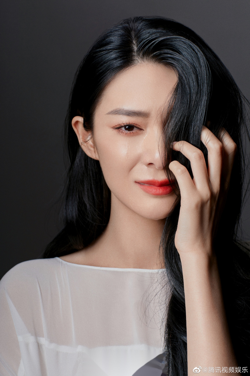 网友戏称这首歌应该点播给《三十而已》的王漫妮