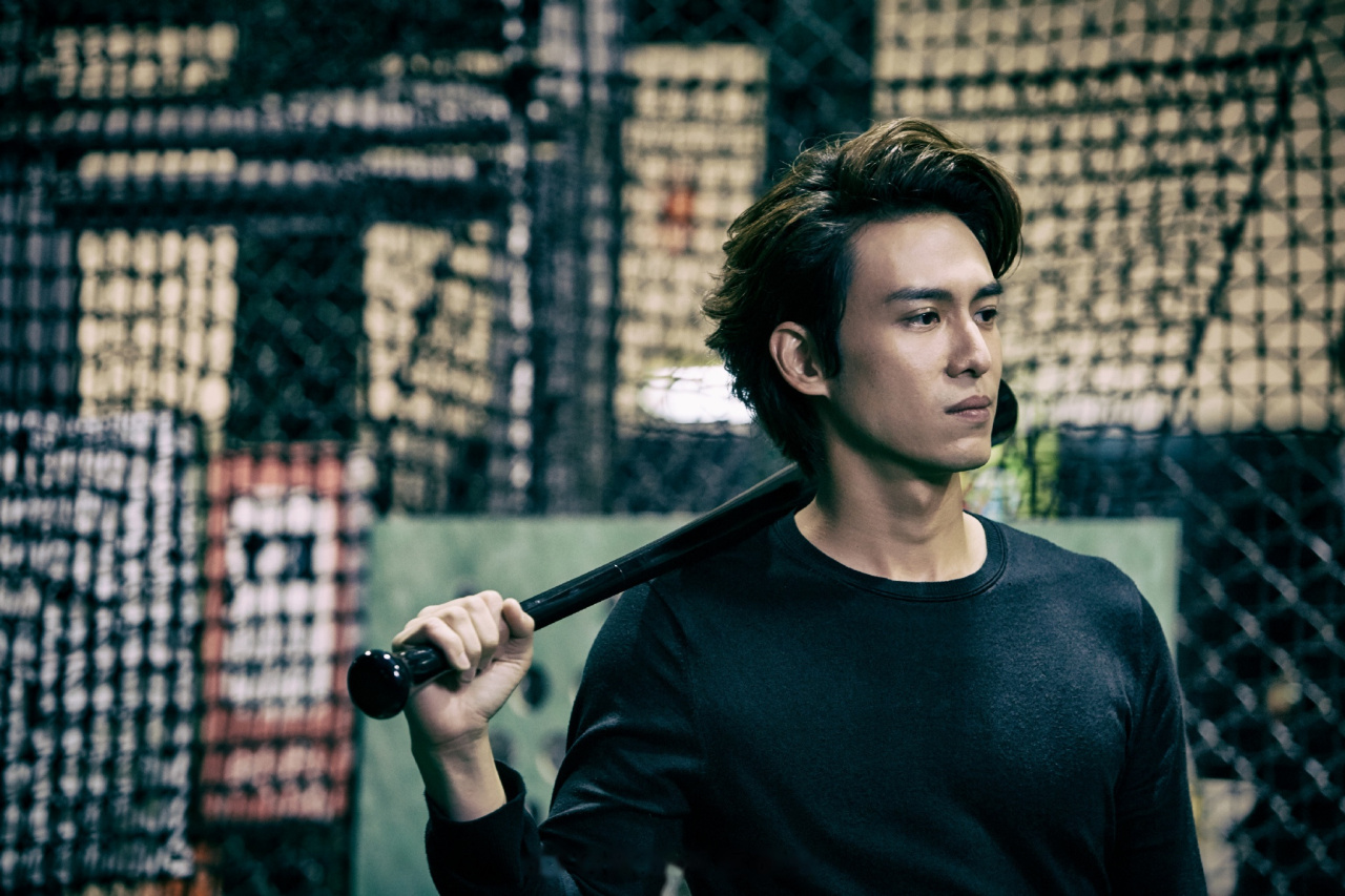 电视剧-爱上哥们-2015  见评论