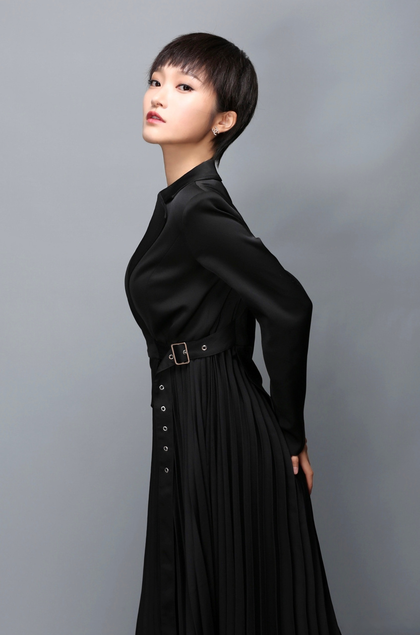 更新的都看了吧 都跟我说二龙湖艾晴晴酒品太次了 所以二龙湖艾晴晴有