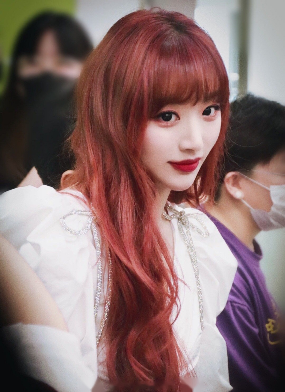 红秀杂志说孔雪儿是the nine的主舞门面担当,你认同吗?[思考]