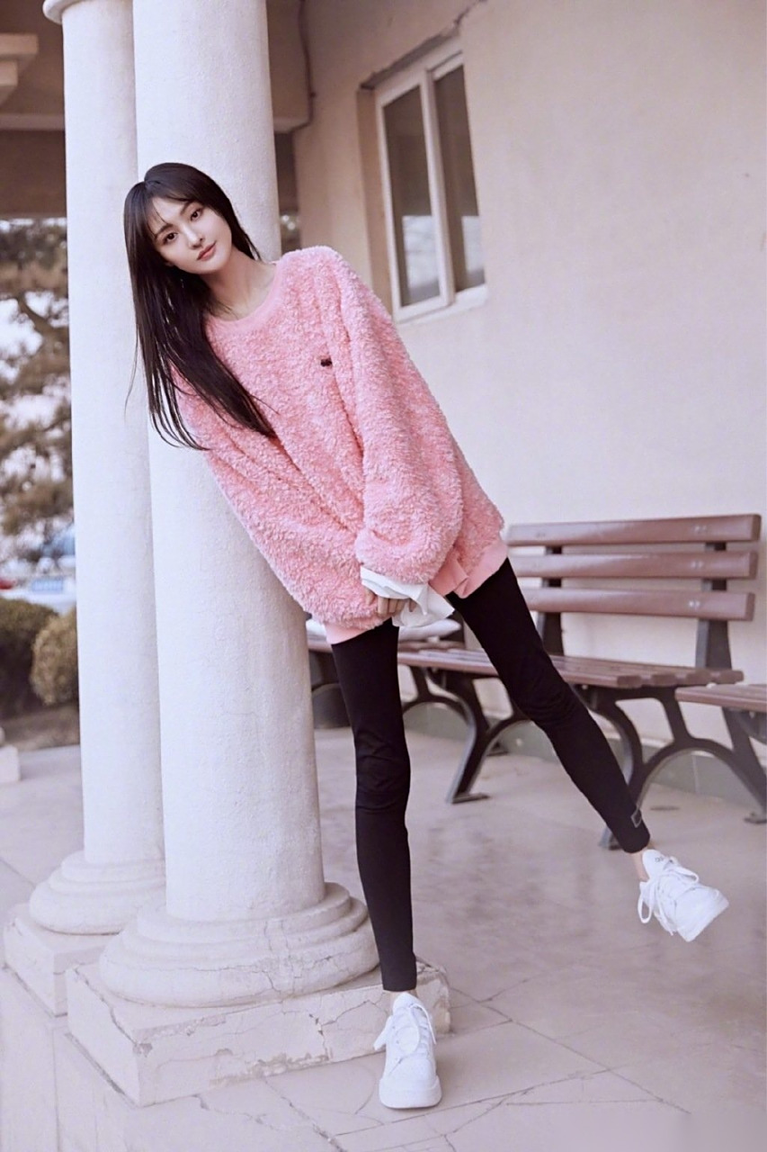 郑爽摇身一变糖果色的beauty小姐姐,甜甜蜜蜜,洋溢心底,下周二中午12