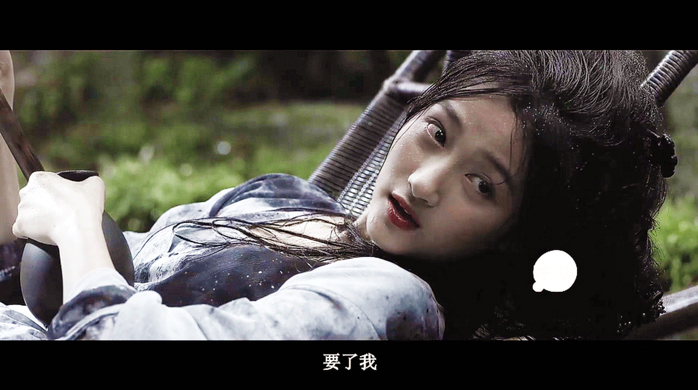 现代装真的禁锢了关晓彤的美吧,电影《影》里的青萍公主真的风情太足