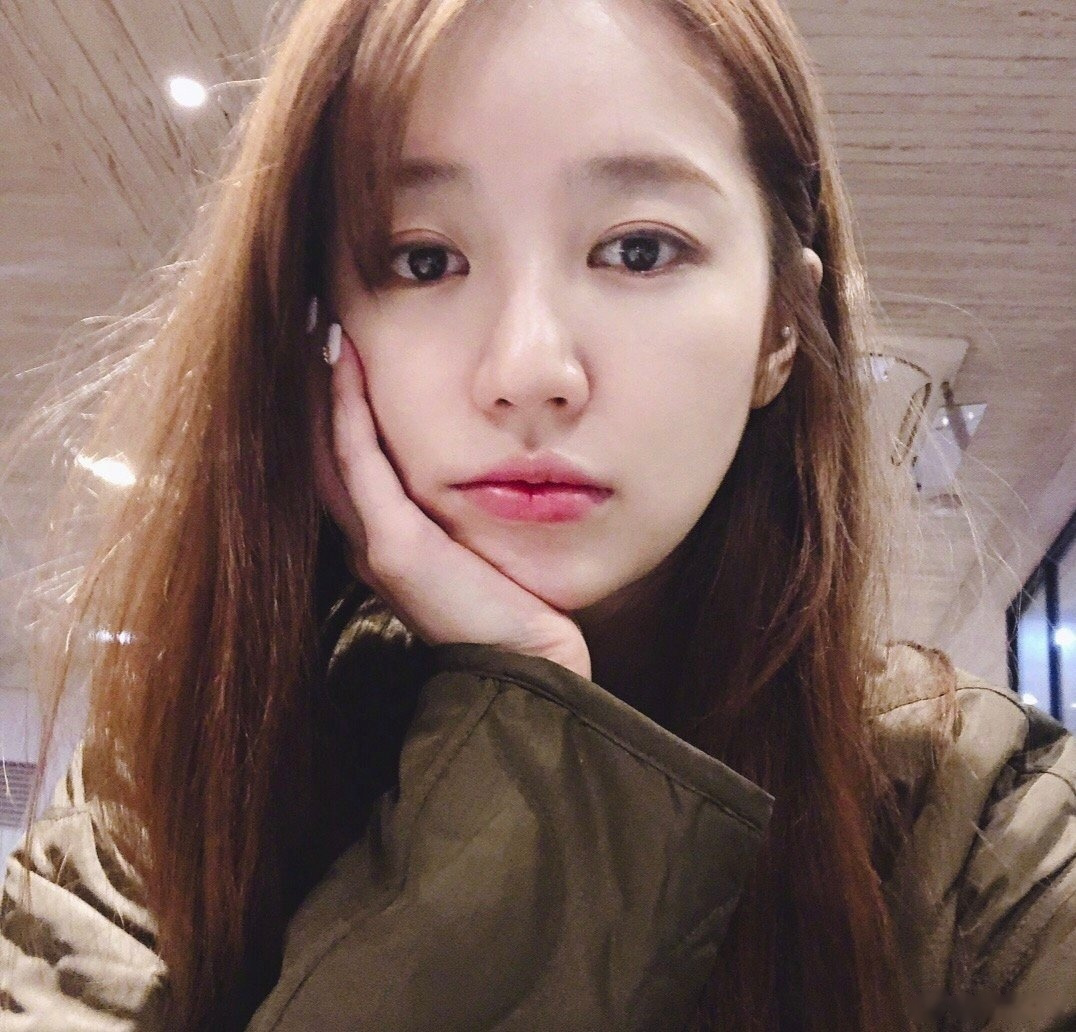 [生日蛋糕]一直都魅力无限并且拥有少女美貌的女神 #尹恩惠# 生日快乐