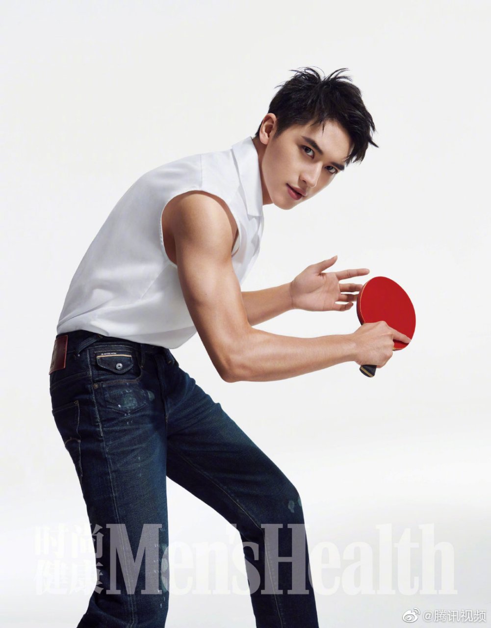 许魏洲是率性洒脱,温暖阳光,青春活力的时尚运动系男友,这样的肌肉