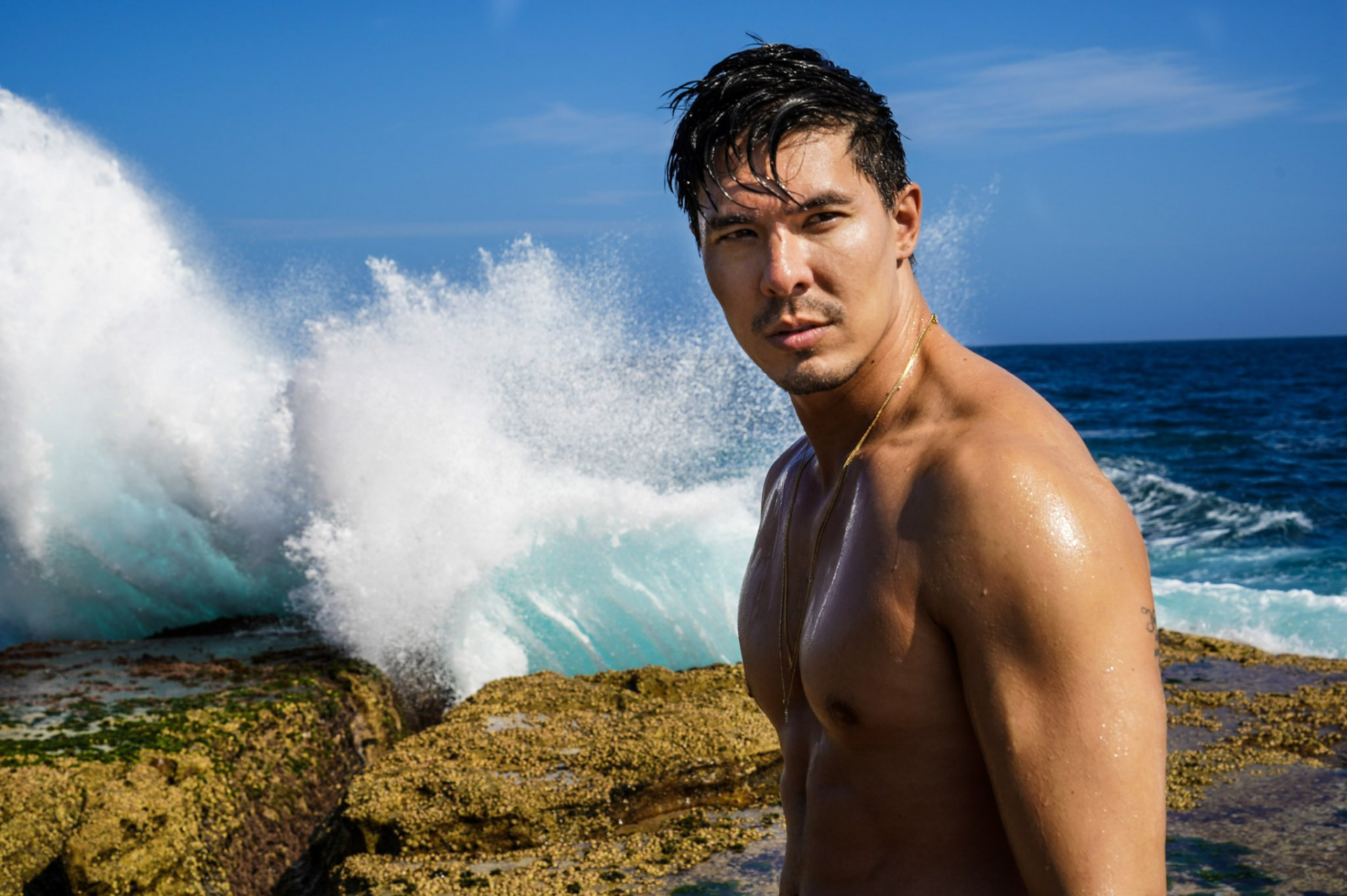 刘易斯·陈曝光性感新照!