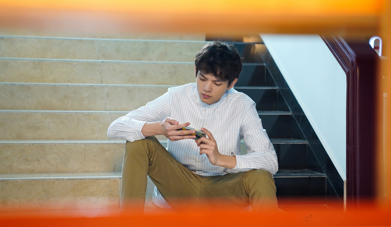 嘉人本色一波剧照