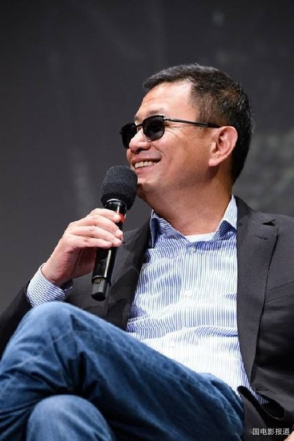 此外,王家卫第一次监制剧集《繁花》也在同步制作.