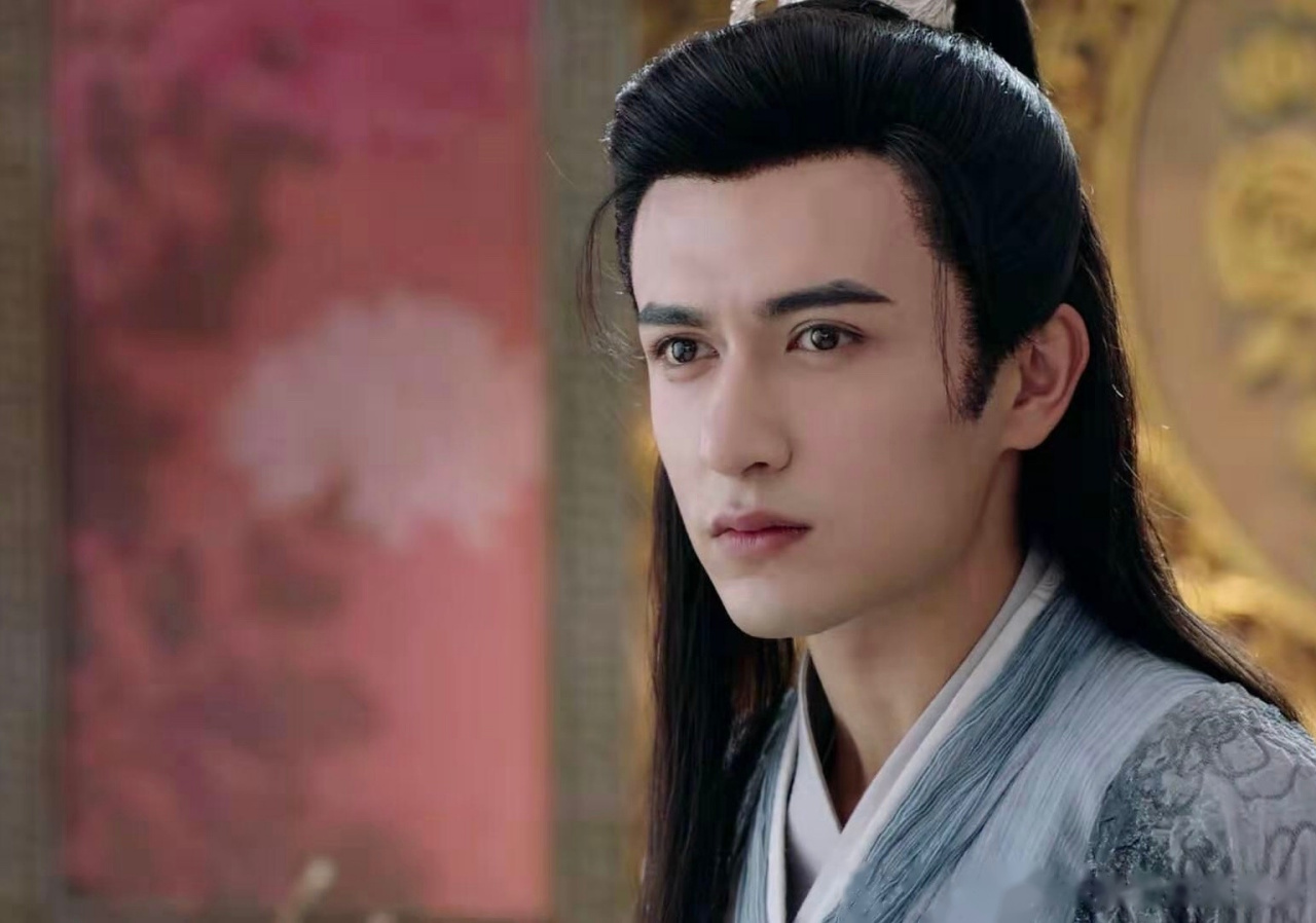 米热merxat 顾七少 |《芸汐传》 孑然一身傲于世 七情却因一人生 月 