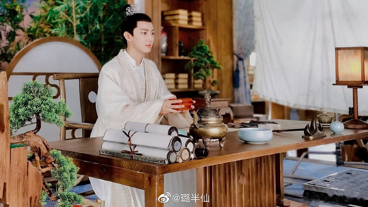 刘昱晗 [微风]白玉思无瑕  刘昱晗左岸的古装剧照