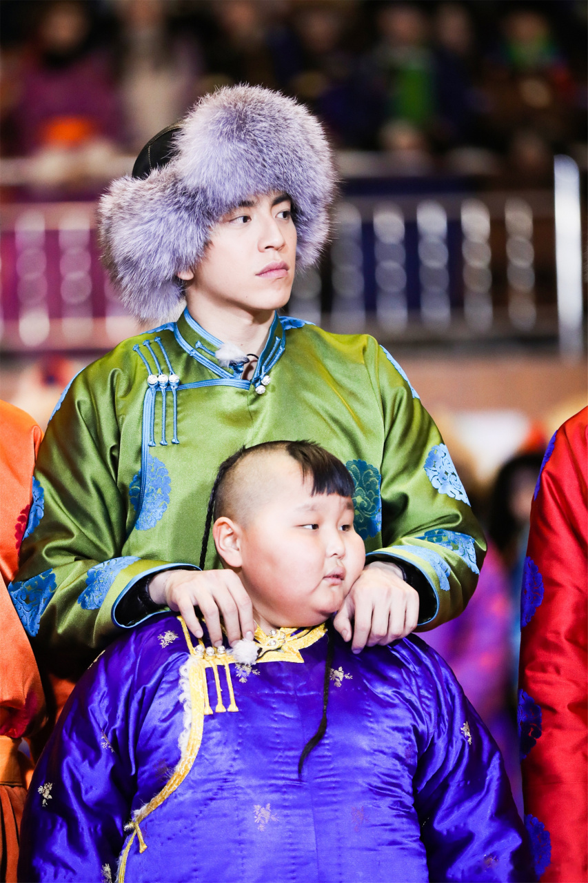 《高能少年团》恭喜小阿吉又喜提董子健,王大陸两位哥哥的宠爱i am