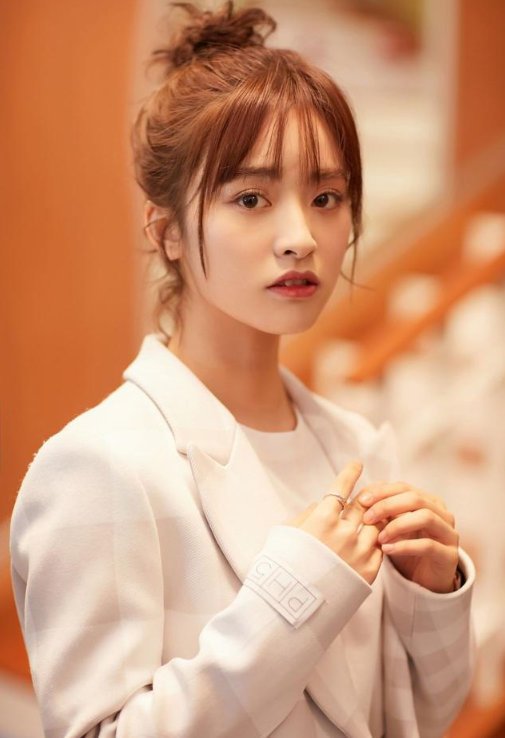 沈月妹妹这一身穿搭真好看, 越来越期待她的穿搭咯