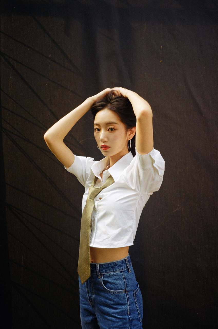 衬衫领带叫声姐姐不过分吧?[并不简单]麦童