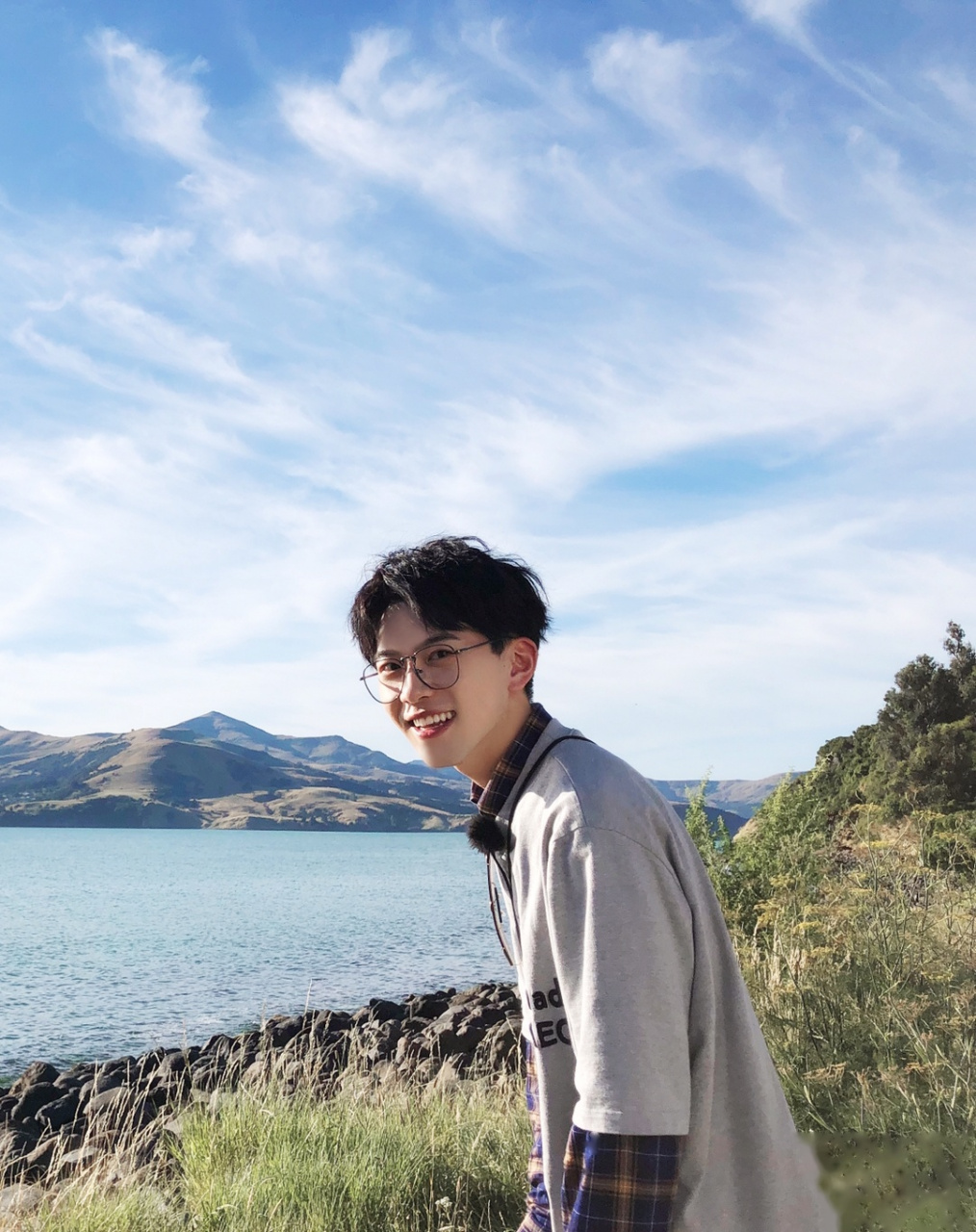 费启鸣,笑容迷人.